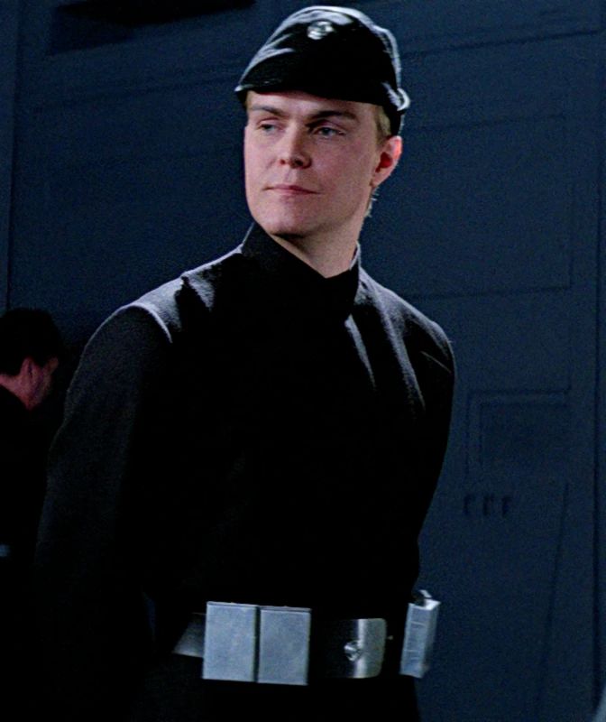 Lieutenant Endicott (Human Imperial Officer)