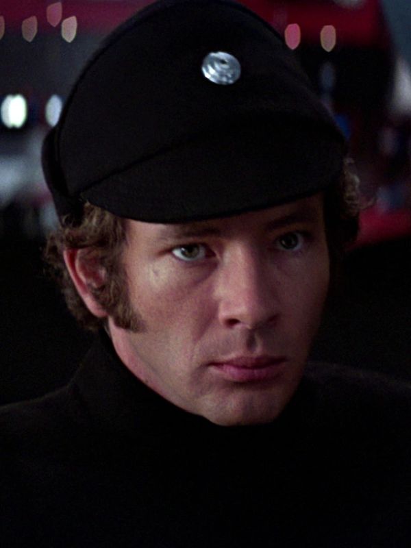 Lieutenant Pol Treidum (Human Imperial Officer)